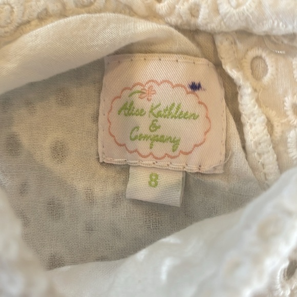 Girls size 7 fully lined, button down back sleeveless shirt - Picture 2 of 5